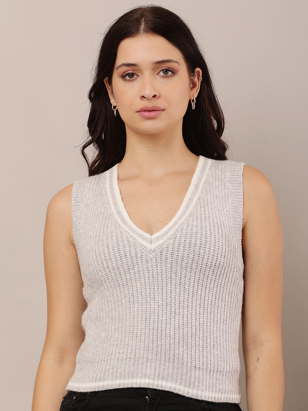 V-neck with sleeveless acrylic Grey vest sweater