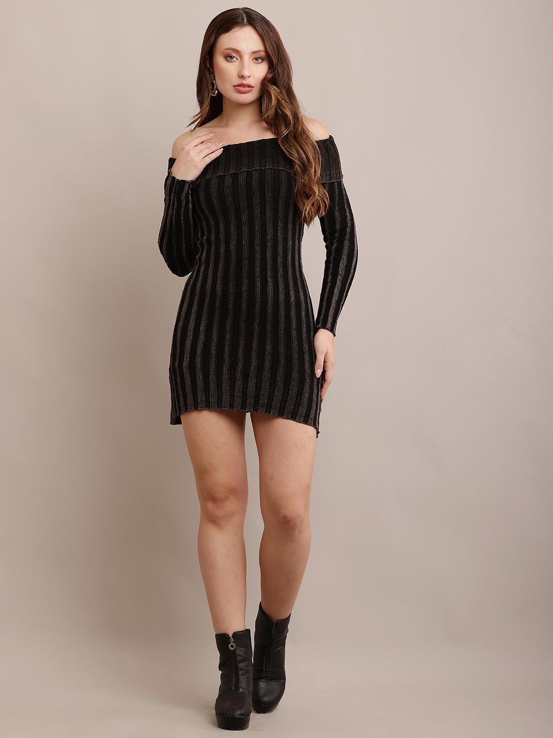 Polyester Off-shoulder rib-Knit Mini Black BodyCon Dress