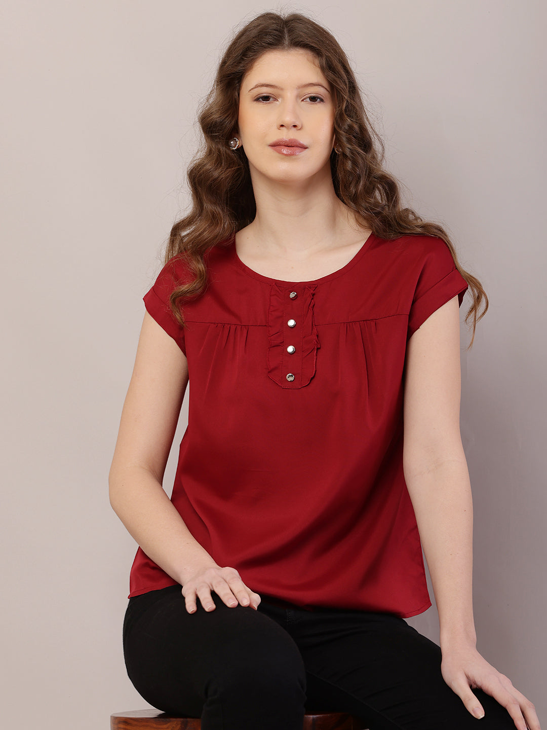 Polyester Round Neck with Short Sleeve Red Top