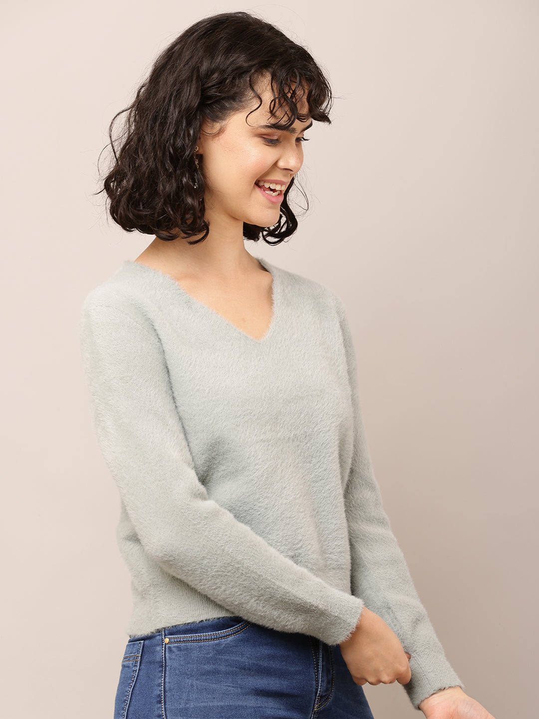 Nylon Full Sleeve with V-Neck Grey Sweater