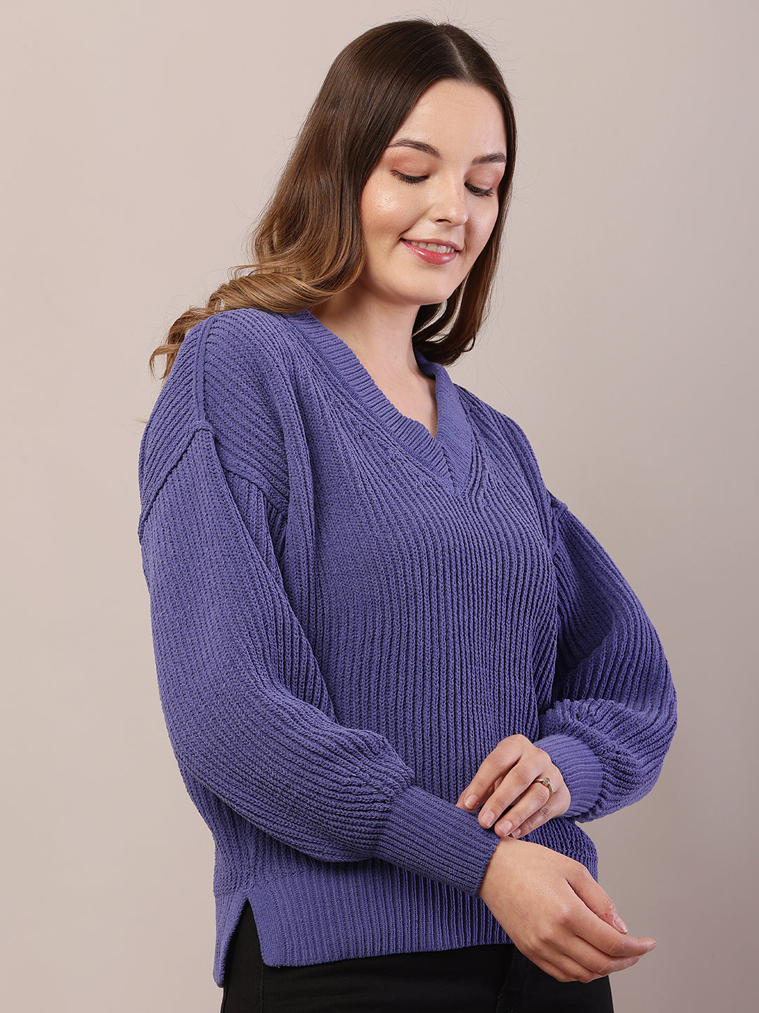 Acrylic Full Sleeve with V-Neck Knitted Blue Sweater