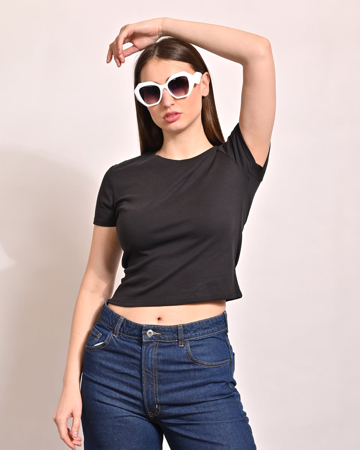 Acrylic Round Neck with Short Sleeve Black Crop Top