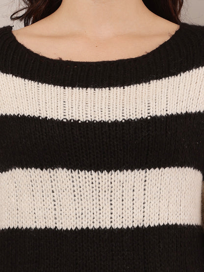 Acrylic Crew neck with Full Sleeve Black and white Knitted Sweater