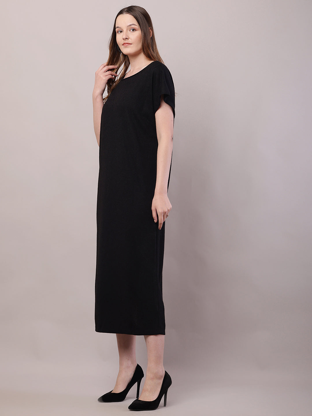 Polyester Round Neck with Half Sleeve Black Maxi Dress