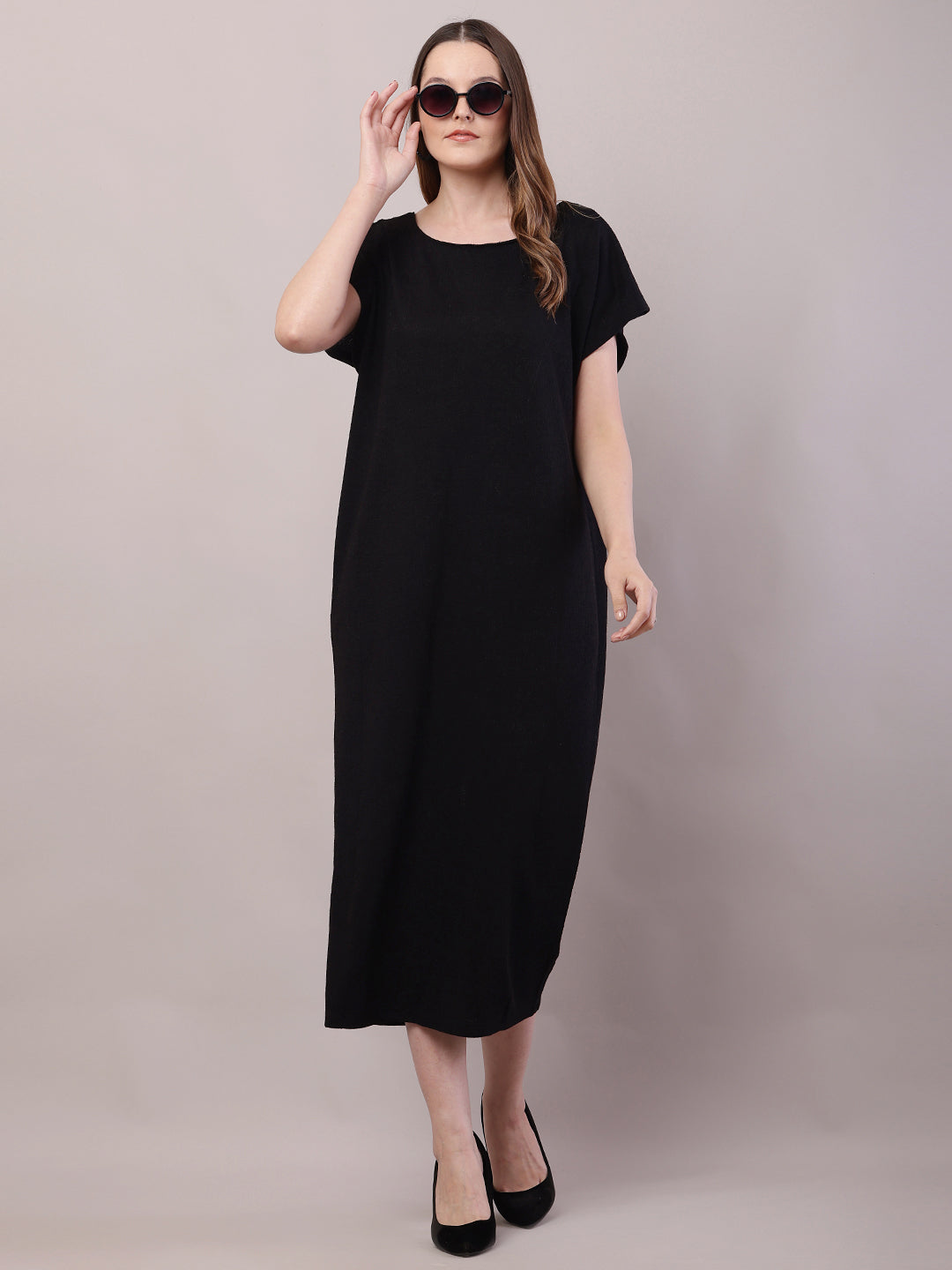 Polyester Round Neck with Half Sleeve Black Maxi Dress