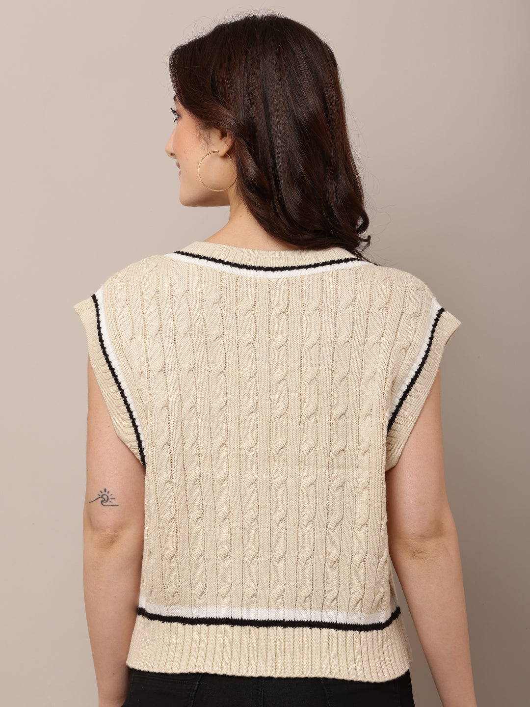 Acrylic V-Neck with Sleeveless Cable-knit Beige Sweater Vest