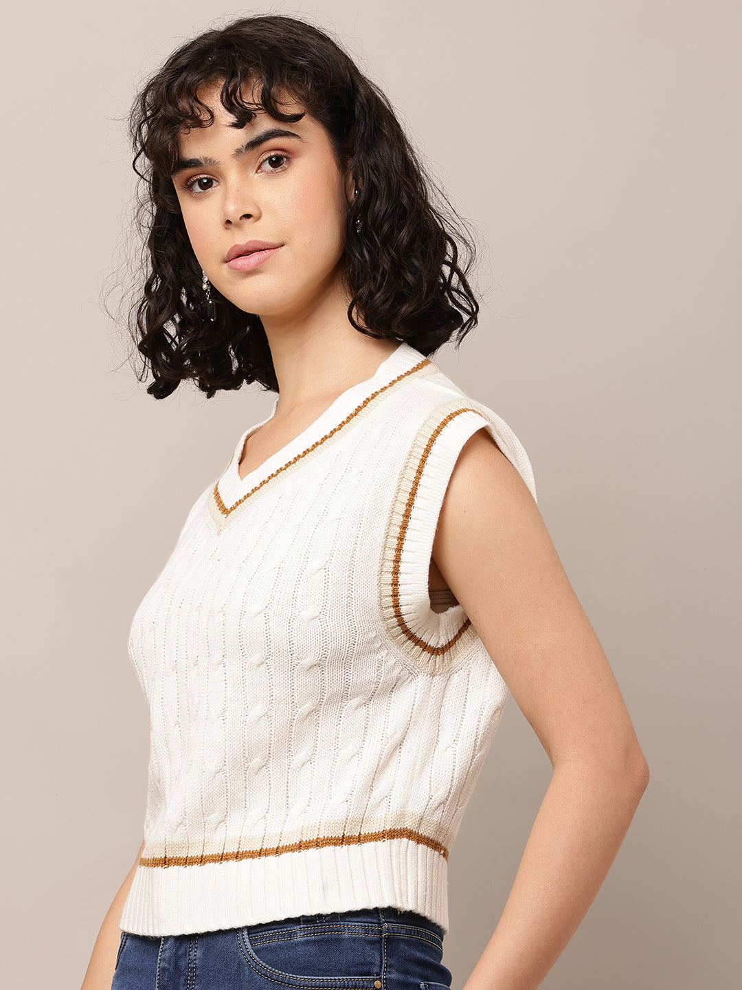 Acrylic V-Neck with Sleeveless Cable-knit White Sweater Vest