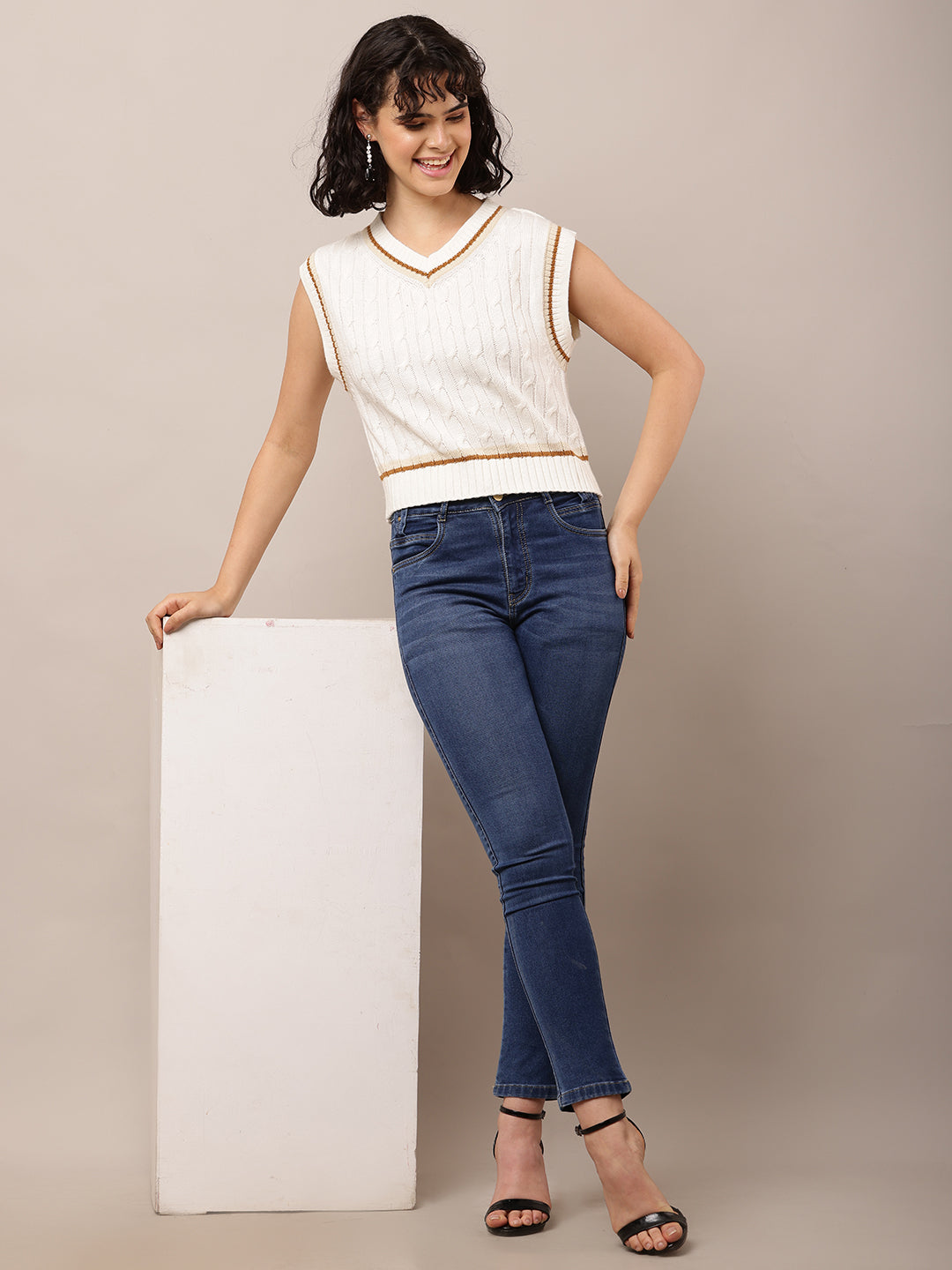 Acrylic V-Neck with Sleeveless Cable-knit White Sweater Vest