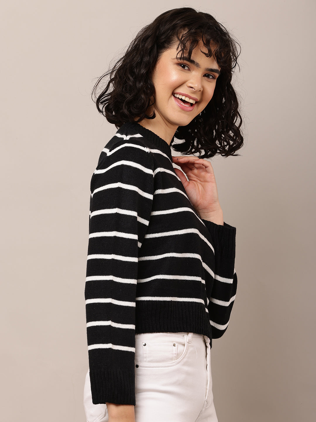 Acrylic Full Sleeve with Turtle Neck Striped Black Sweter