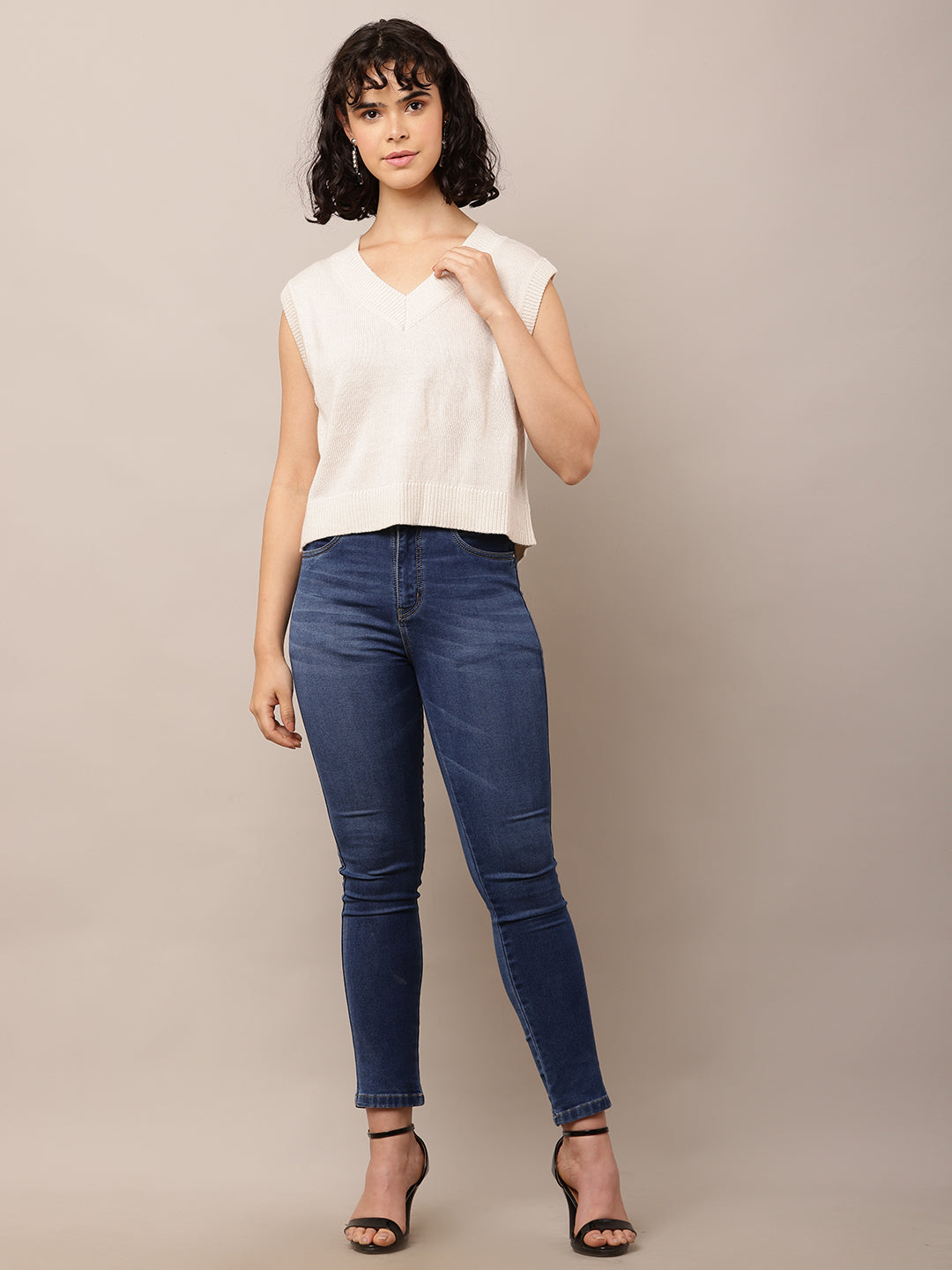 Acrylic Sleeveless with V-Neck Light Cream Solid Sweater Vest