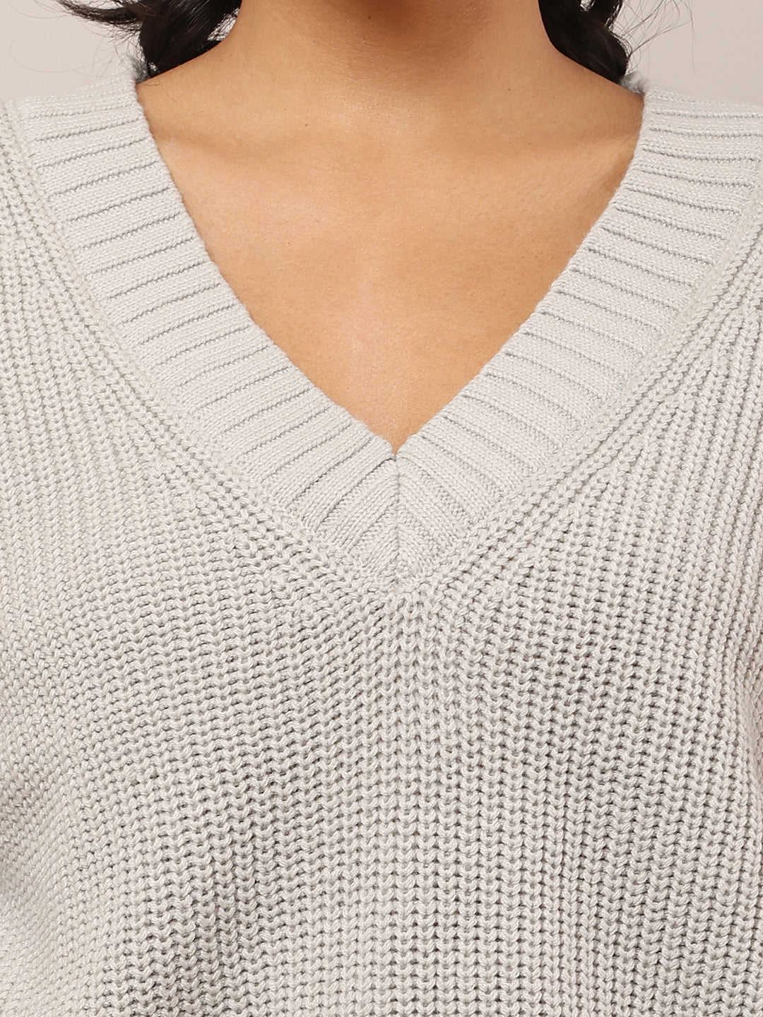 Acrylic Full Sleeve with V-Neck Knitted Grey Sweater