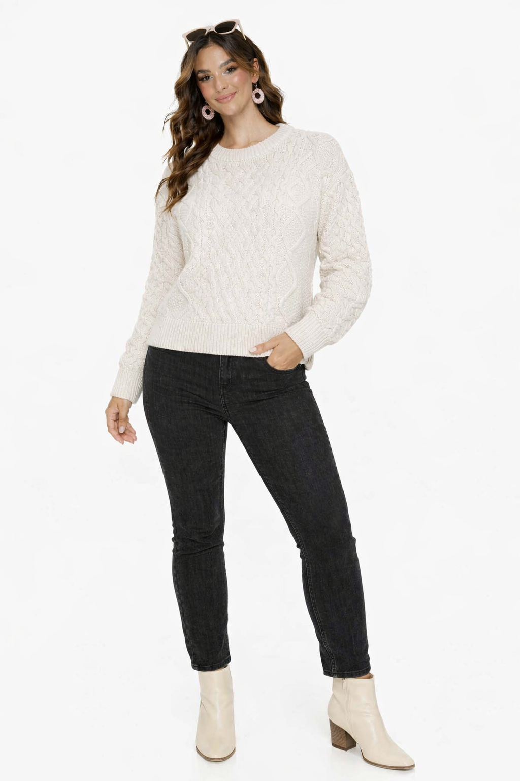 White 100% Acrylic Cable Knit Round Neck Full Sleeve Sweater