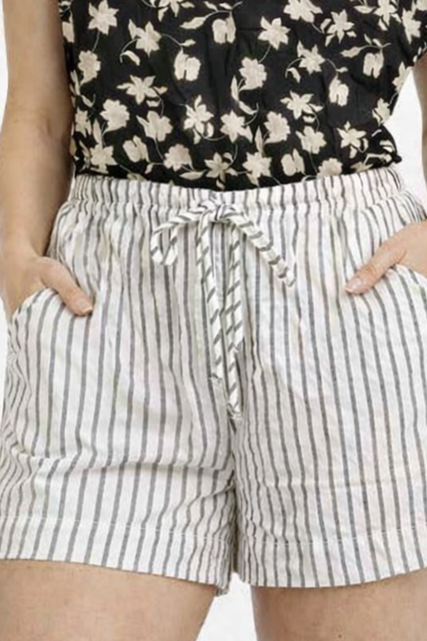 Cream Striped Cotton Linen Blend Casual Shorts with 2 Side Pockets